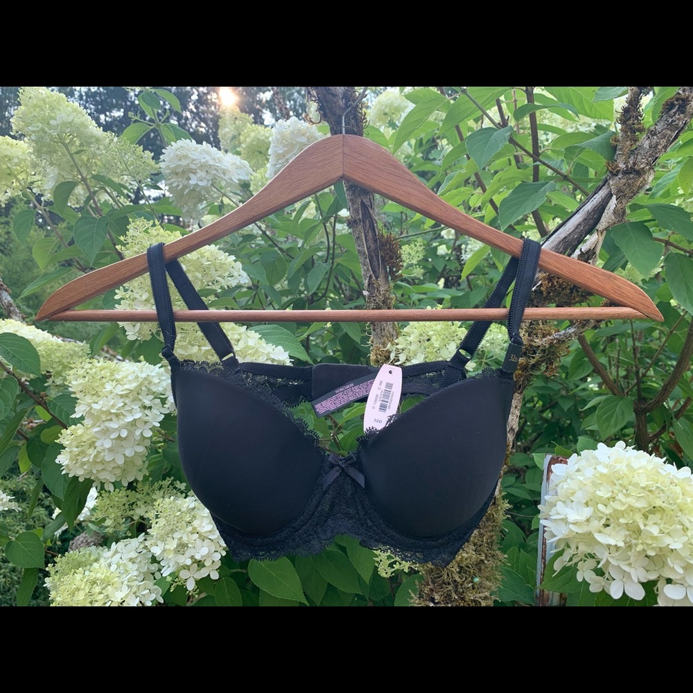 Black Victoria’s Secret Dream Angels Demi Size 32